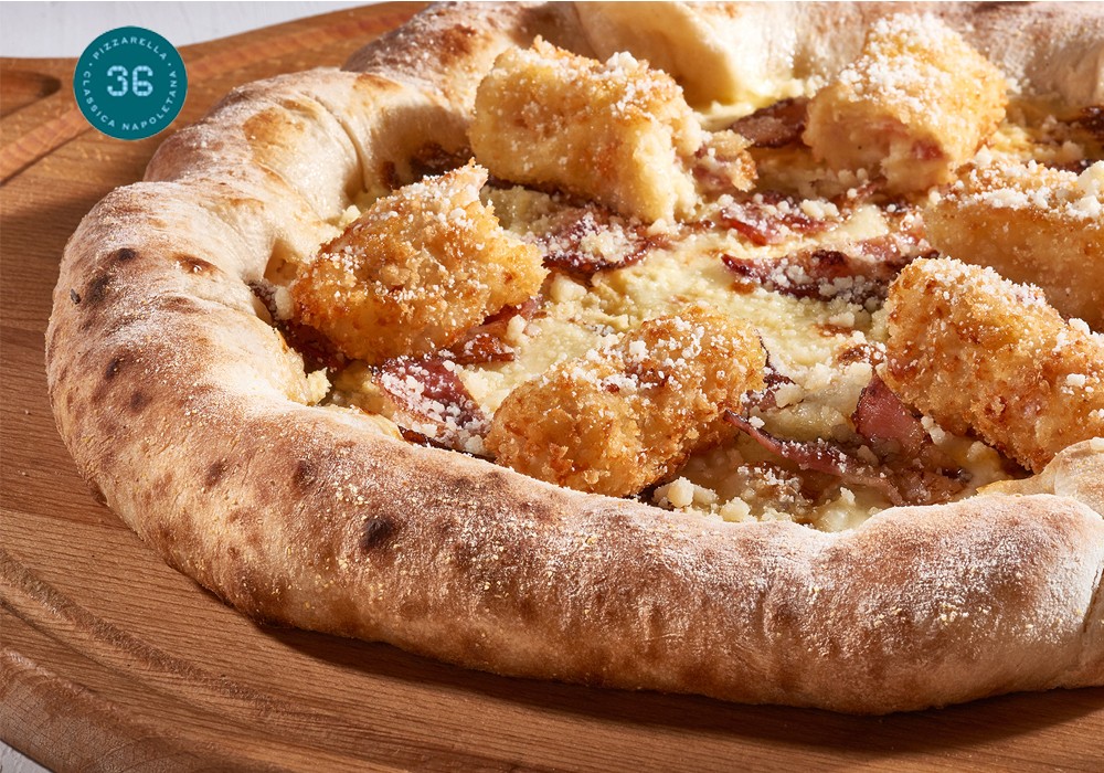 Пицца с фаршированным бортом Карбонара